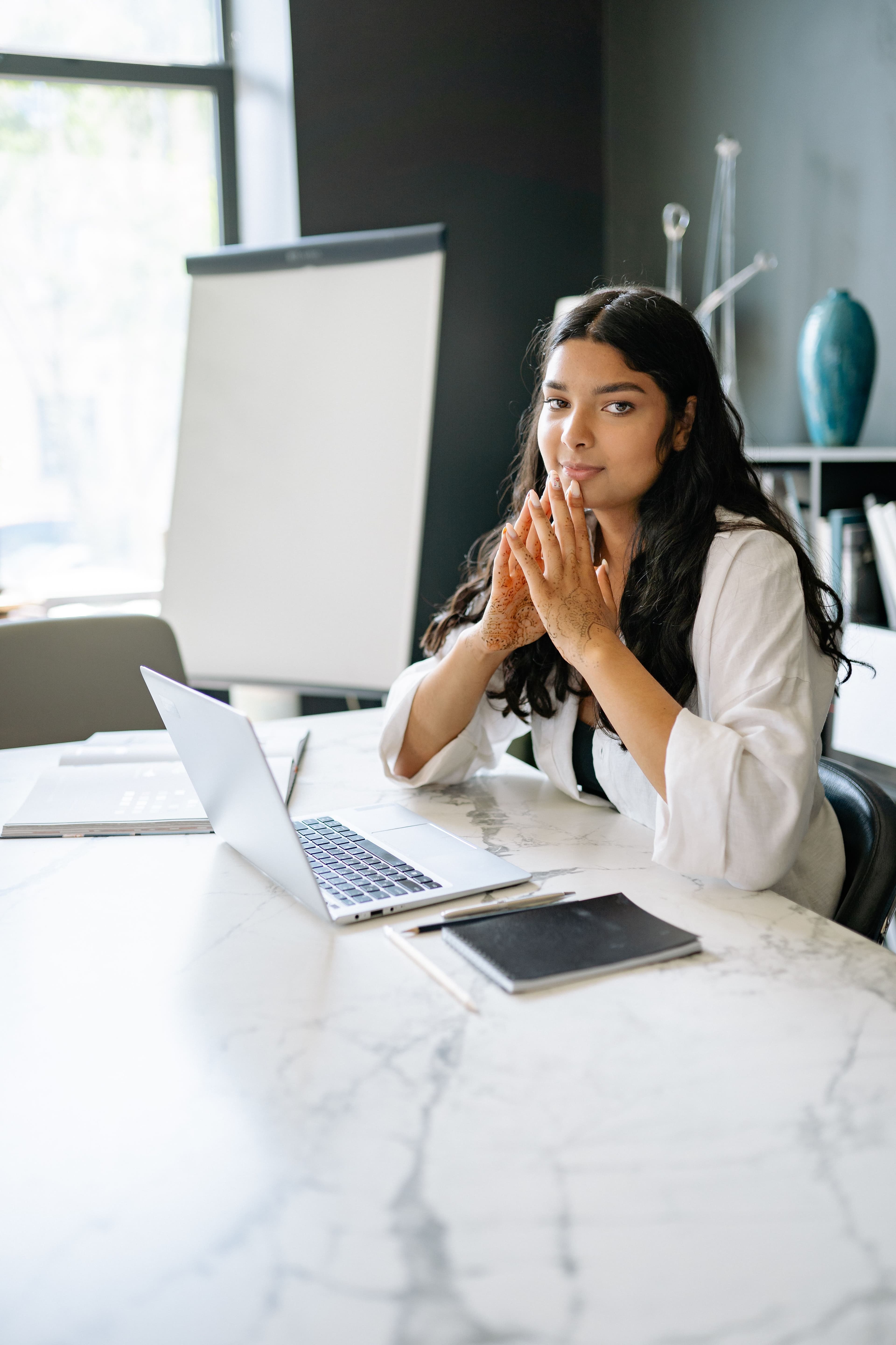 The Sell Without Shrinking 21-day live challenge for women